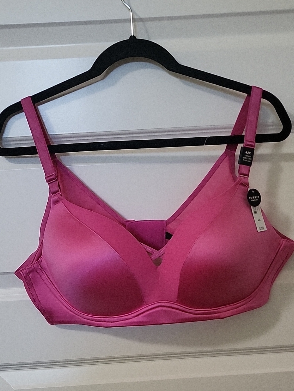 Torrid Magenta/Hot Pink Wireless Push-Up Bra with 360 Back Smoothing 42C NWT